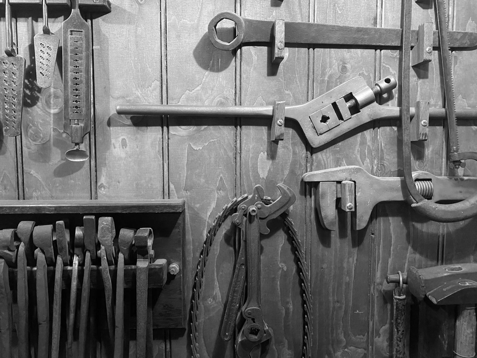 Insuring Equipment as a Self-Employed Professional: Protect Your Tools