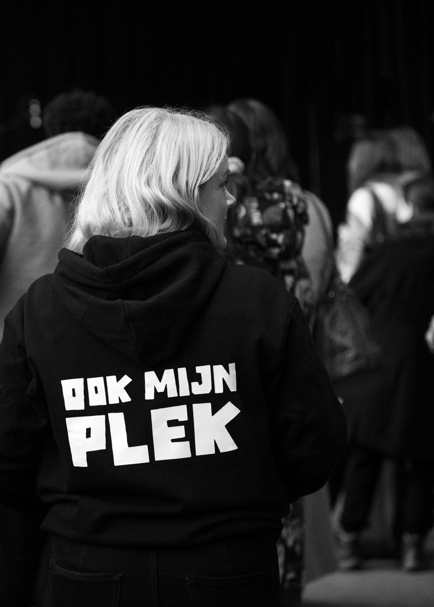 &copy; Keith Montgomery   Omp (web) 2758
